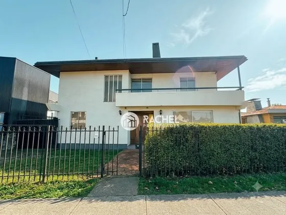 Se Vende Propiedad Con Gran Terreno En Inmejorable Ubicación