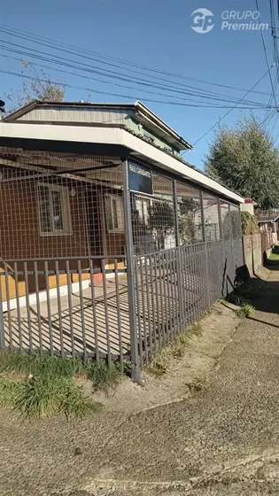 Casa En Venta De 2 Dorm. En Valdivia