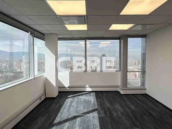 Oficina Con Buena Habilitación Stgo Centro