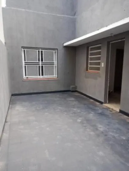 Casa En Venta - 2 Dormitorios 1 Baño - 100mts2 - Morón