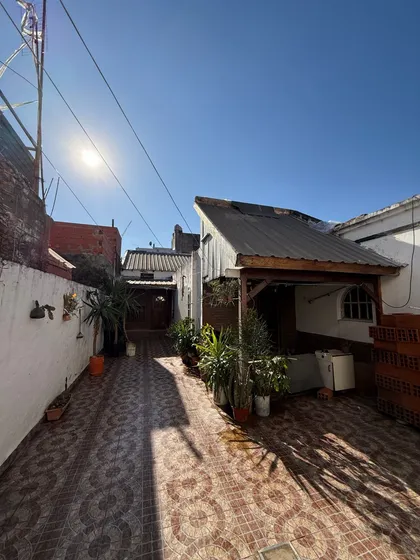 Venta Casa C/local, Mas Dptos/ Ideal Inversion