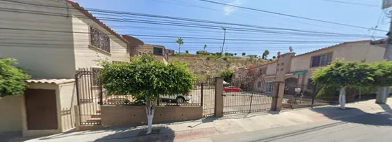 Casa En Remate Bancario En Priv. Saturno, Tijuana, B.c