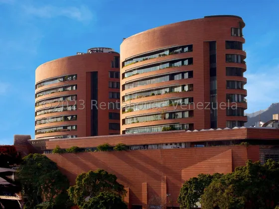 Grandiosa Oficina Lista Para Recibirte En 1250 Mt2, Espectaculo En El Centro San Ignacio - La Castellana // Luis Gomez // Mls - #24-11624