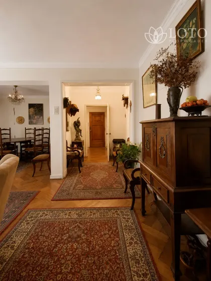 Venta De Amplio Departamento En Centro De Viña, A Pasos De P