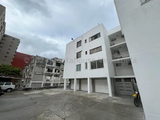 Oficina En Venta,el Rosal Mls #25-1785 Sc