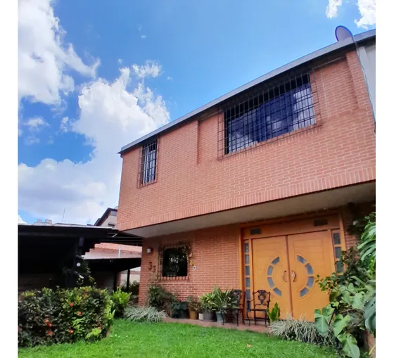 Casa En Venta Remodelda En El Marques Ry