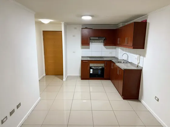 Dpto Cerca Metro Parque Bustamante 2d2b