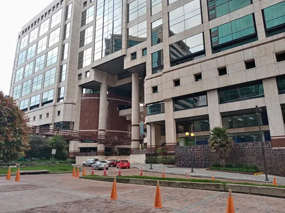 Oficina Para Arriendo En Santa Barbara (3823).