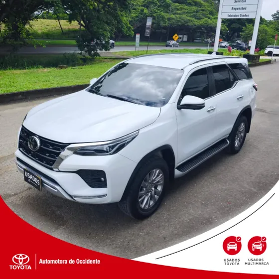 Toyota Fortuner 2.8l