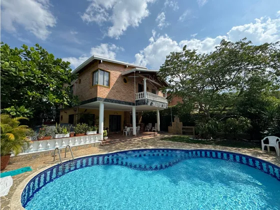 Venta Cabaña En Unidad Con Diseño Único, San Jerónimo 