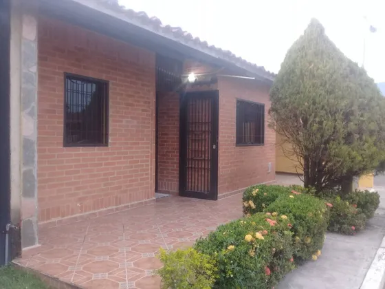 Alquiler Townhouse Amoblado El Remanso San Diego Conjunto Cerrado Mp Solo Clientes