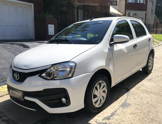 Toyota Etios Aibo 1.5 Mt 2022 Utilitario