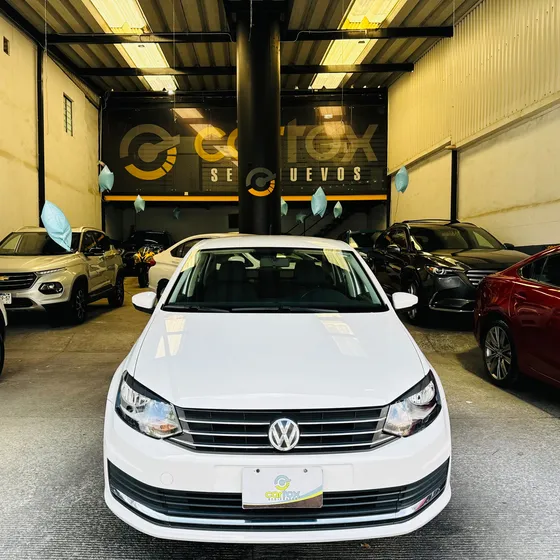 Volkswagen Vento 1.6 Confortline At