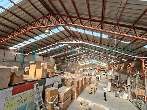 Arriendo Bodega Industrial Las Acacias - Chena