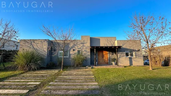 Alquiler Casa - Barrio Privado El Aljibe / Pilar - Con Muebles
