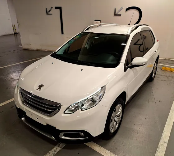 Peugeot 2008 1.6 Allure
