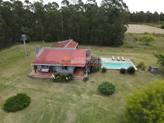 Chacra En San Bautista, 10 Has Con Hermoso Casco, Piscina, Galpón.