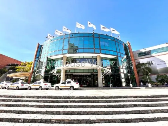 Tg Excelente Local Comercial En Venta, Cc Sambil, Oportunidad Única De Inversión. 25-19022 Ys 