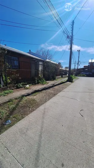 Casa En Venta De 2 Dorm. En Los Angeles