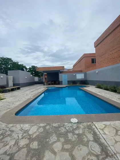 Townhouse Obra Blanca En San Diego A Remodelar Santa Cruz Yr
