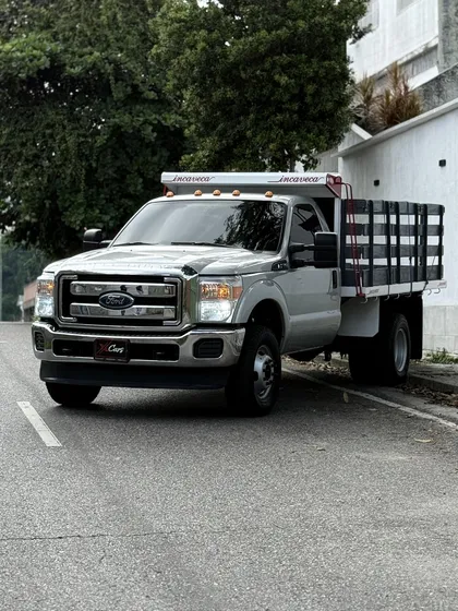 Ford F-350 Súper Duty