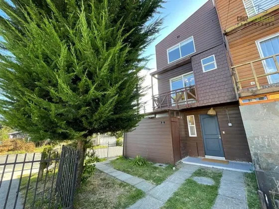 Casa En Venta De 3 Dorm. En Puerto Varas