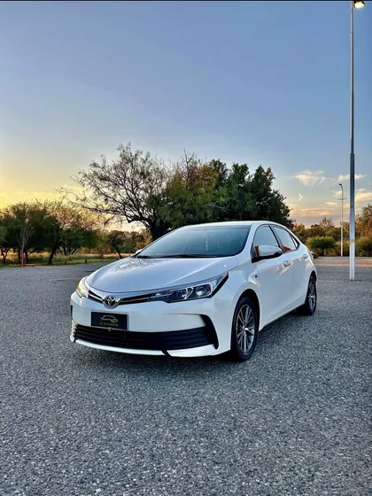 Toyota Corolla 1.8 Xli Cvt 140cv