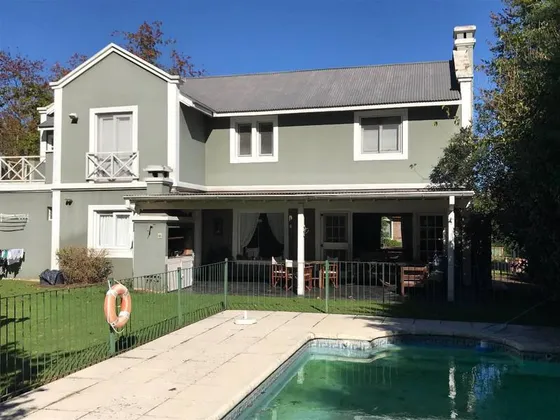 Casa En Venta Con Renta, Barrio Privado Bermudas, Pilar