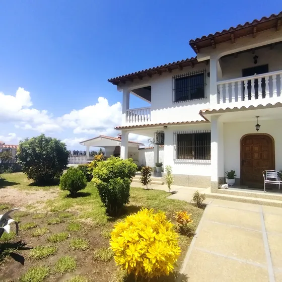 Vendo Quinta En Higuerote Asocanales