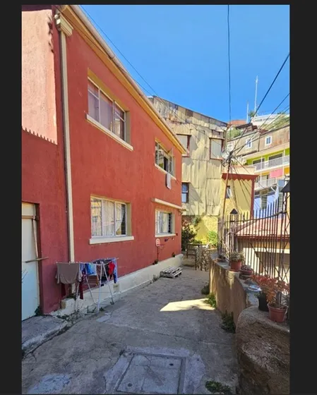 Vende Centrica Casa En Plan De Valparaiso