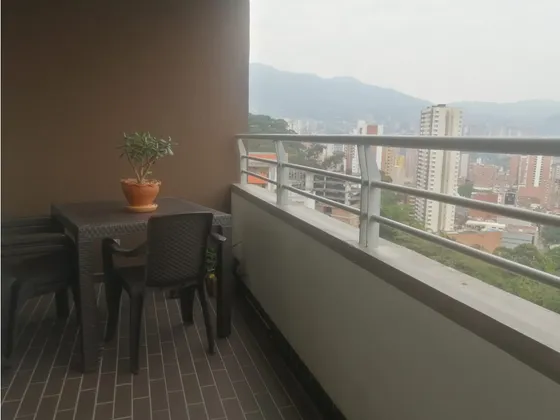 Apartamento Con Esprctacular Vista Sobre Sabaneta 