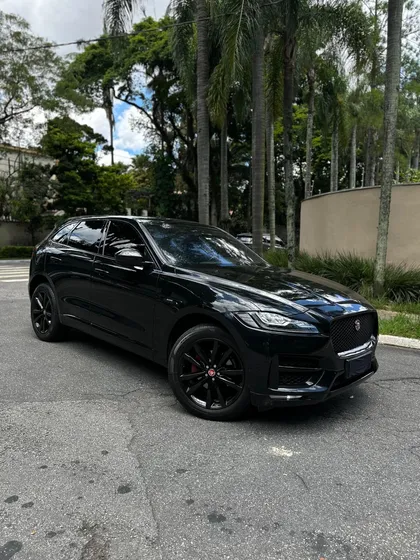 Jaguar F-pace 2.0 16v Ingenium R-sport Awd