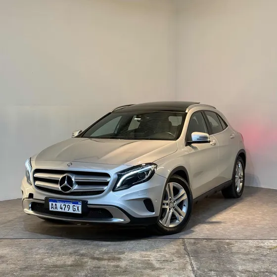 Mercedes-benz Clase Gla 1.6 Gla200 At Urban 156cv