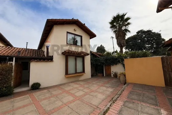 Casa En Condominio 6d-4b. Las Condes