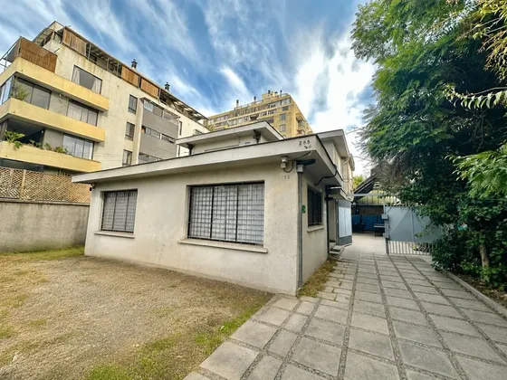 Casa Oficina En Arriendo 409m2 Y 273 M2