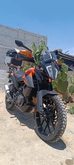 Ktm 390 Adventure. Incluye Baúl