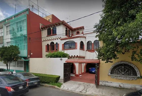 Casa En Venta En Claveria, Azcapotzalco, Muy Buena Oportunidad. Js.