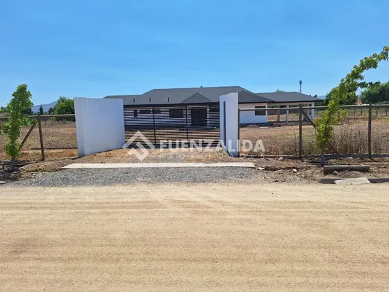 Parcela En Venta En Colegio Carampangue Loreto 4 Dorm 3 Baño