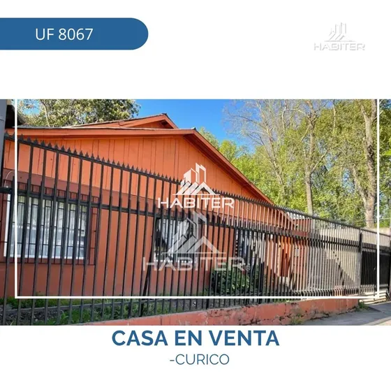 Casa En Venta De 4 Dorm. En Curicó (36716)