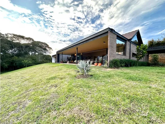 Copia De Venta Casa En La Ceja De Un Nivel En Parcelación