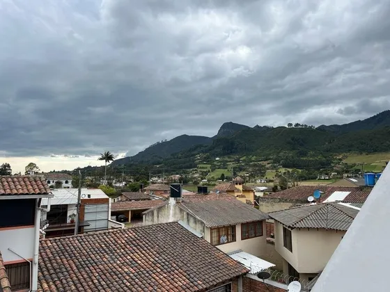 Vendo Casa De Barrio Para Estrenar