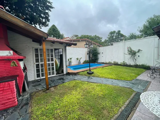 Hermosa Casa En Haedo - Increible Oportunidad!
