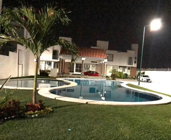 Casa En Venta, Emiliano Zapata, 3 Recámaras