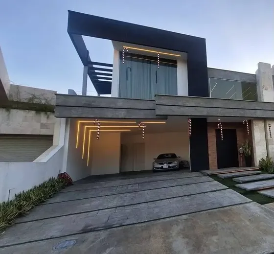 Casa En Venta En Lomas Del Country Valencia 550 Mts2. F. R