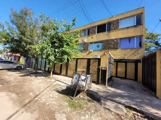 Venta Departamento 1 Dormitorio José C. Paz Con Cochera