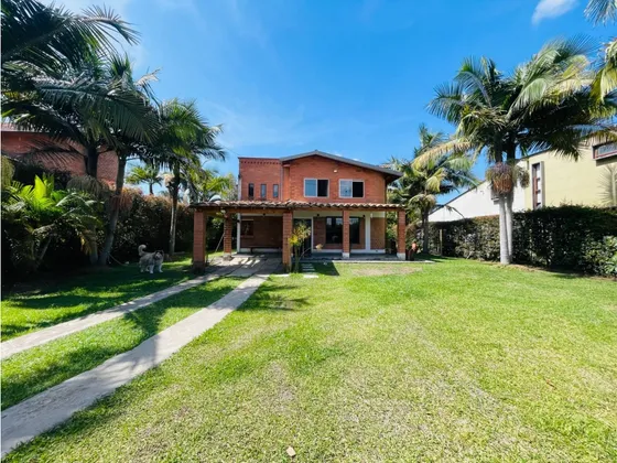 Casa Campestre En Gualanday, Rionegro