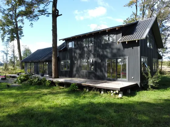 Casa En Venta En Frutillar Con Terraza Y Jardín