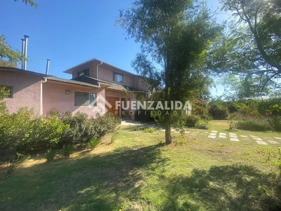 Casa En Venta 3d,excelente Vista . En Talagante