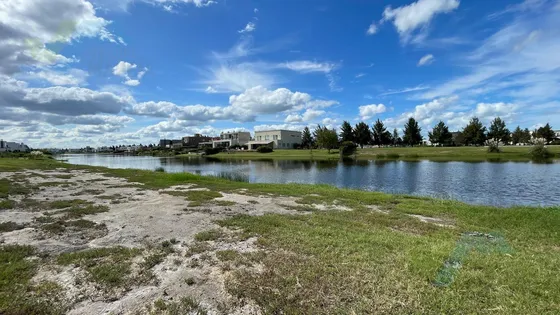 Venta De Lote A La Laguna En Naudir Aguas Privadas