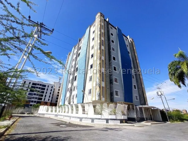 Apartamento Moderno En Venta Urb Los Chaguaramos Av Fuerzas Aereas Maracay Edificio Nuevo Piso Bajo Con Pozo De Agua Kg:#25-13562